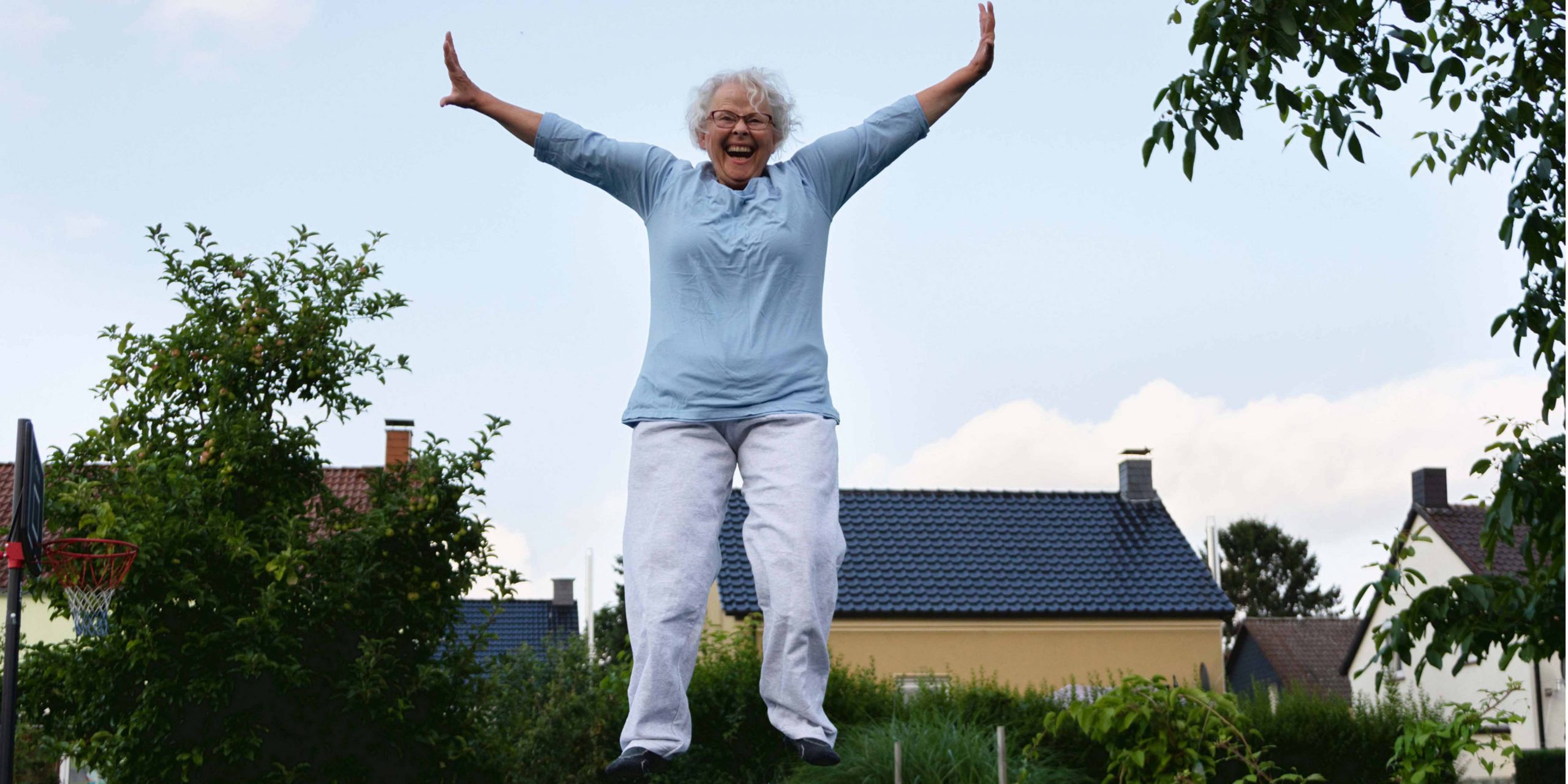 Senorin auf Trampolin - high durch CBD?